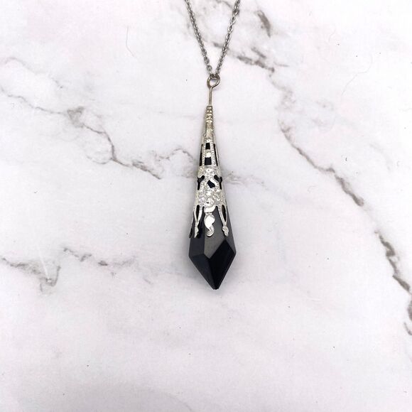 Black Resin Pendulum Necklace - Picture 9 of 10